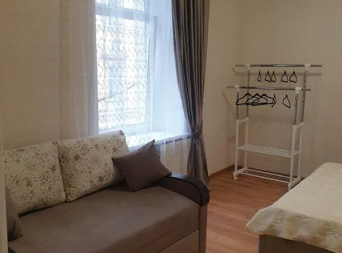 Апартаменти У Центрі, Біля Парку Шевченко & Shevchenko Park Comfort Apart