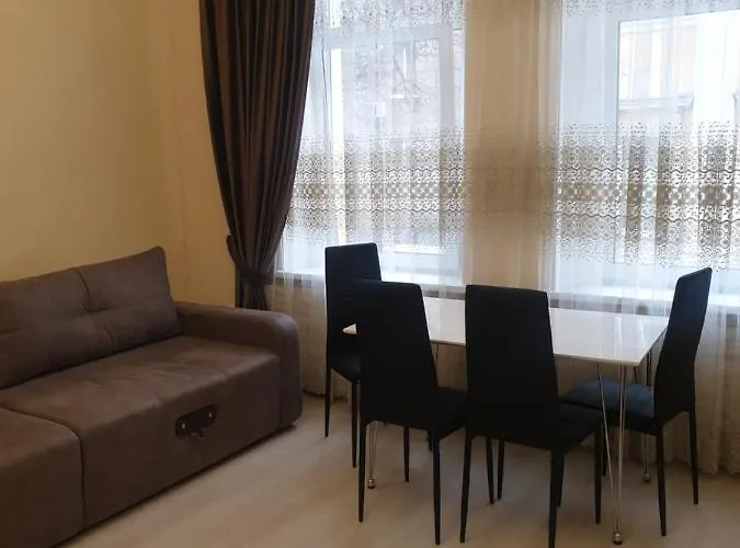 Apartment Апартаменти У Центрі, Біля Парку Шевченко & Shevchenko Park Comfort Apart